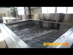 Sprzęt czyszczący ultradźwiękowo z systemem podnoszenia